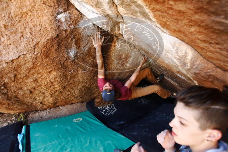 Bouldering in Hueco Tanks on 11/10/2019 with Blue Lizard Climbing and Yoga

Filename: SRM_20191110_1152500.jpg
Aperture: f/4.0
Shutter Speed: 1/200
Body: Canon EOS-1D Mark II
Lens: Canon EF 16-35mm f/2.8 L