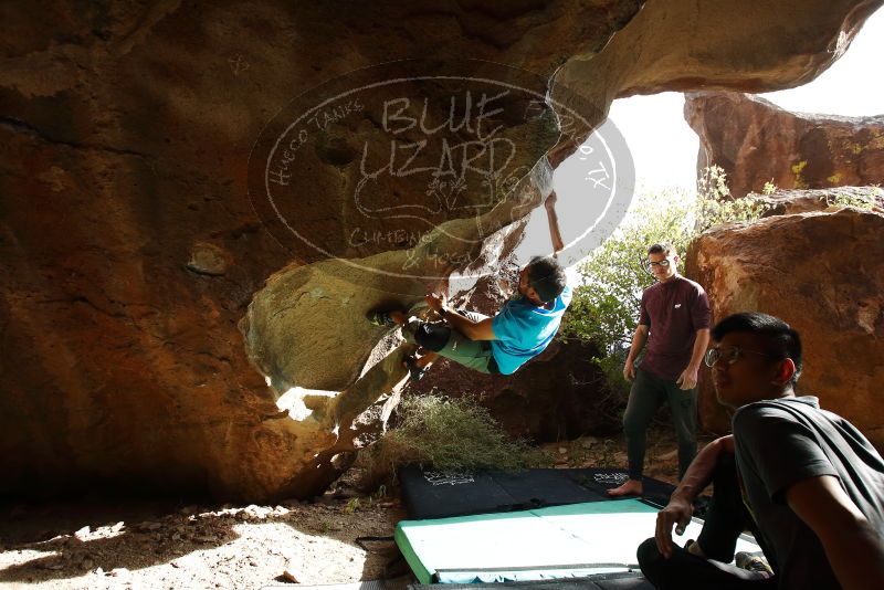 Bouldering in Hueco Tanks on 11/10/2019 with Blue Lizard Climbing and Yoga

Filename: SRM_20191110_1518500.jpg
Aperture: f/5.6
Shutter Speed: 1/500
Body: Canon EOS-1D Mark II
Lens: Canon EF 16-35mm f/2.8 L