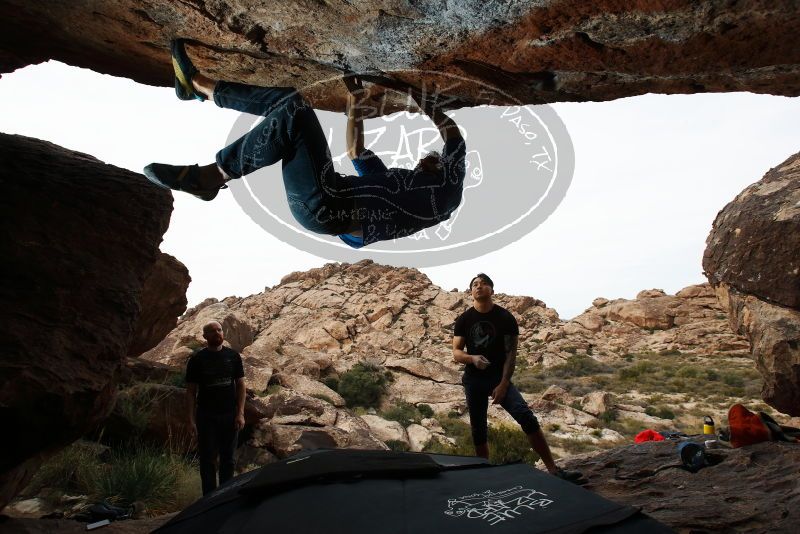 Bouldering in Hueco Tanks on 11/17/2019 with Blue Lizard Climbing and Yoga

Filename: SRM_20191117_1313080.jpg
Aperture: f/8.0
Shutter Speed: 1/250
Body: Canon EOS-1D Mark II
Lens: Canon EF 16-35mm f/2.8 L