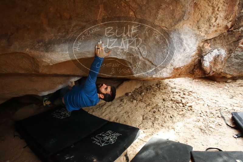 Bouldering in Hueco Tanks on 11/17/2019 with Blue Lizard Climbing and Yoga

Filename: SRM_20191117_1512020.jpg
Aperture: f/3.2
Shutter Speed: 1/250
Body: Canon EOS-1D Mark II
Lens: Canon EF 16-35mm f/2.8 L