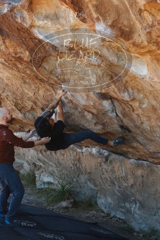 Bouldering in Hueco Tanks on 11/18/2019 with Blue Lizard Climbing and Yoga

Filename: SRM_20191118_1153340.jpg
Aperture: f/5.0
Shutter Speed: 1/250
Body: Canon EOS-1D Mark II
Lens: Canon EF 50mm f/1.8 II