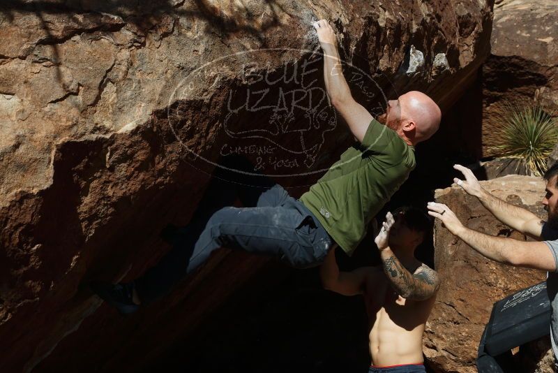 Bouldering in Hueco Tanks on 11/18/2019 with Blue Lizard Climbing and Yoga

Filename: SRM_20191118_1459210.jpg
Aperture: f/10.0
Shutter Speed: 1/250
Body: Canon EOS-1D Mark II
Lens: Canon EF 50mm f/1.8 II