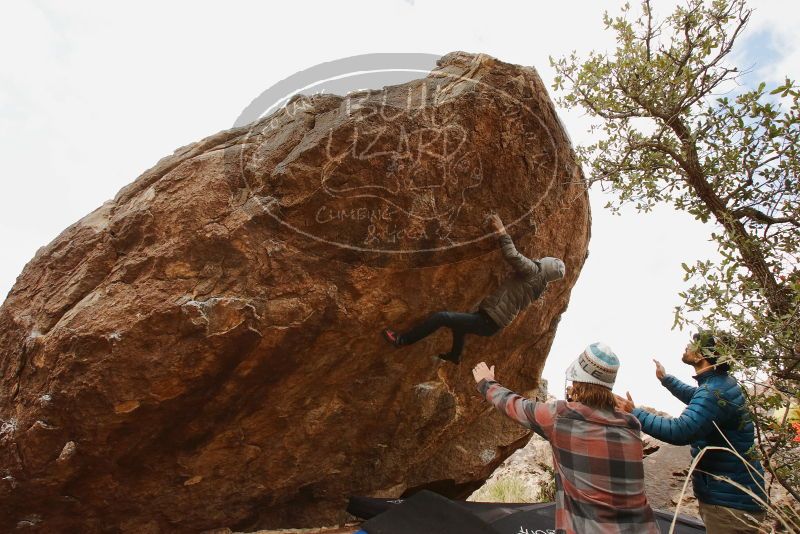 Bouldering in Hueco Tanks on 11/26/2019 with Blue Lizard Climbing and Yoga

Filename: SRM_20191126_1145140.jpg
Aperture: f/8.0
Shutter Speed: 1/250
Body: Canon EOS-1D Mark II
Lens: Canon EF 16-35mm f/2.8 L