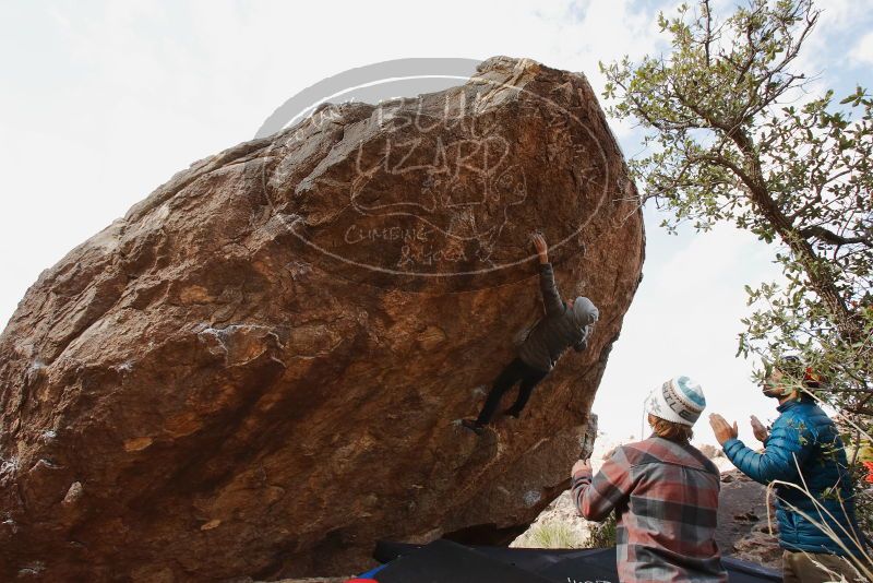 Bouldering in Hueco Tanks on 11/26/2019 with Blue Lizard Climbing and Yoga

Filename: SRM_20191126_1202570.jpg
Aperture: f/8.0
Shutter Speed: 1/250
Body: Canon EOS-1D Mark II
Lens: Canon EF 16-35mm f/2.8 L