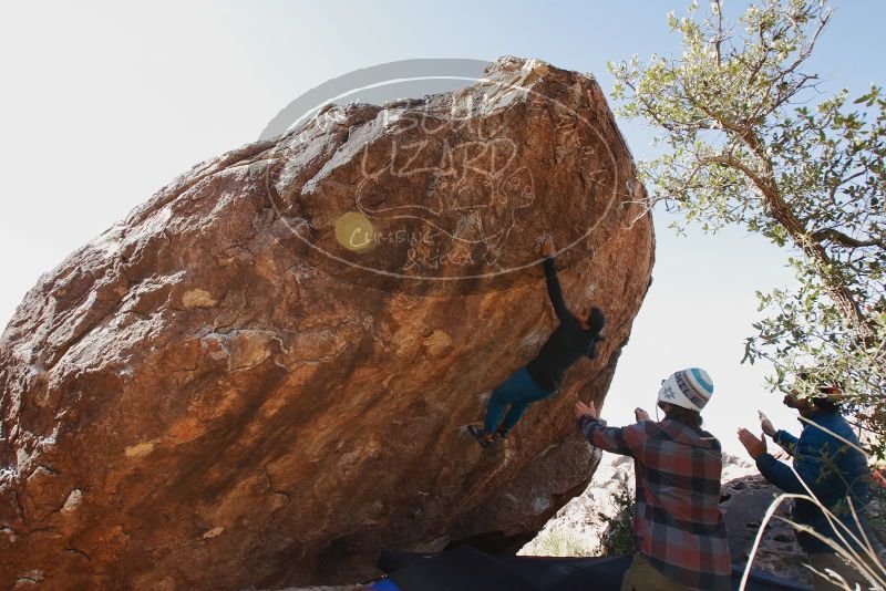 Bouldering in Hueco Tanks on 11/26/2019 with Blue Lizard Climbing and Yoga

Filename: SRM_20191126_1241280.jpg
Aperture: f/8.0
Shutter Speed: 1/250
Body: Canon EOS-1D Mark II
Lens: Canon EF 16-35mm f/2.8 L