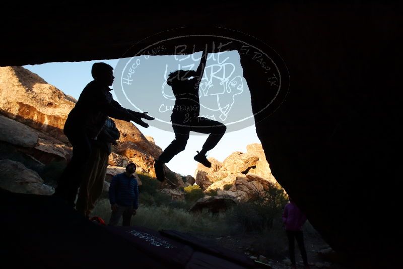 Bouldering in Hueco Tanks on 11/26/2019 with Blue Lizard Climbing and Yoga

Filename: SRM_20191126_1745590.jpg
Aperture: f/10.0
Shutter Speed: 1/250
Body: Canon EOS-1D Mark II
Lens: Canon EF 16-35mm f/2.8 L