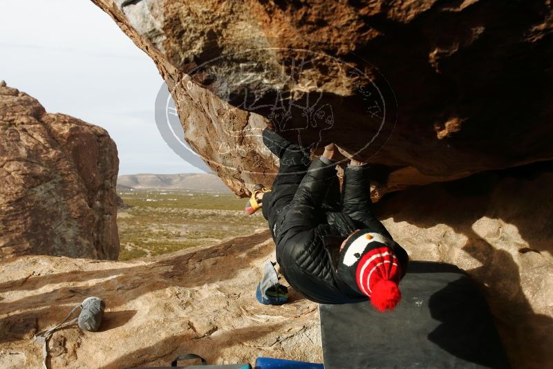 Bouldering in Hueco Tanks on 11/27/2019 with Blue Lizard Climbing and Yoga

Filename: SRM_20191127_1000570.jpg
Aperture: f/8.0
Shutter Speed: 1/250
Body: Canon EOS-1D Mark II
Lens: Canon EF 16-35mm f/2.8 L