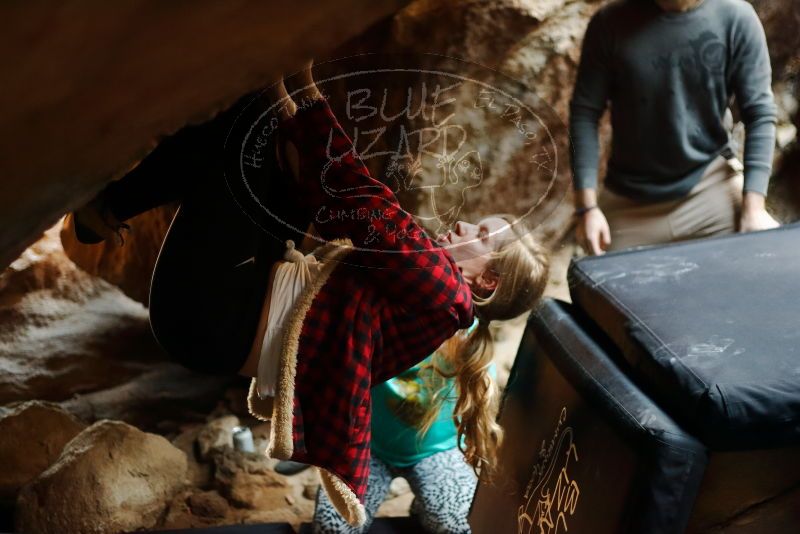 Bouldering in Hueco Tanks on 11/29/2019 with Blue Lizard Climbing and Yoga

Filename: SRM_20191129_1203110.jpg
Aperture: f/1.8
Shutter Speed: 1/160
Body: Canon EOS-1D Mark II
Lens: Canon EF 50mm f/1.8 II