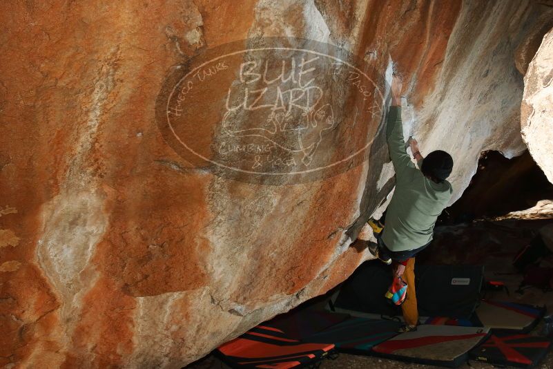 Bouldering in Hueco Tanks on 11/30/2019 with Blue Lizard Climbing and Yoga

Filename: SRM_20191130_1219540.jpg
Aperture: f/8.0
Shutter Speed: 1/250
Body: Canon EOS-1D Mark II
Lens: Canon EF 16-35mm f/2.8 L