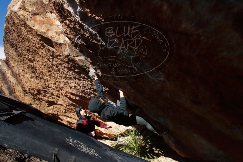 Bouldering in Hueco Tanks on 11/30/2019 with Blue Lizard Climbing and Yoga

Filename: SRM_20191130_1407231.jpg
Aperture: f/8.0
Shutter Speed: 1/320
Body: Canon EOS-1D Mark II
Lens: Canon EF 16-35mm f/2.8 L