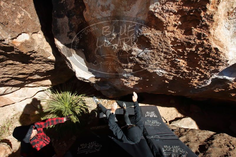 Bouldering in Hueco Tanks on 11/30/2019 with Blue Lizard Climbing and Yoga

Filename: SRM_20191130_1413311.jpg
Aperture: f/8.0
Shutter Speed: 1/320
Body: Canon EOS-1D Mark II
Lens: Canon EF 16-35mm f/2.8 L