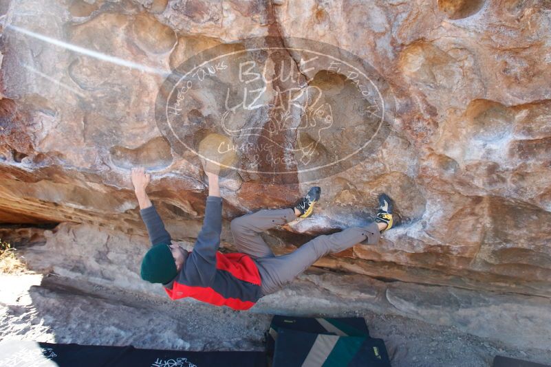 Bouldering in Hueco Tanks on 11/30/2019 with Blue Lizard Climbing and Yoga

Filename: SRM_20191130_1549110.jpg
Aperture: f/5.0
Shutter Speed: 1/250
Body: Canon EOS-1D Mark II
Lens: Canon EF 16-35mm f/2.8 L