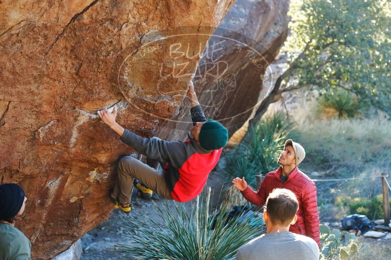 Bouldering in Hueco Tanks on 11/30/2019 with Blue Lizard Climbing and Yoga

Filename: SRM_20191130_1645130.jpg
Aperture: f/3.5
Shutter Speed: 1/250
Body: Canon EOS-1D Mark II
Lens: Canon EF 50mm f/1.8 II