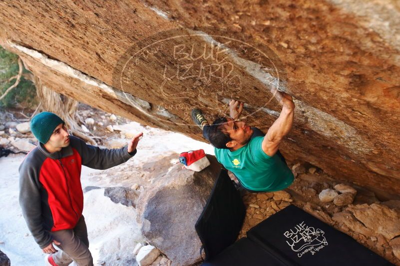 Bouldering in Hueco Tanks on 11/30/2019 with Blue Lizard Climbing and Yoga

Filename: SRM_20191130_1719590.jpg
Aperture: f/4.0
Shutter Speed: 1/250
Body: Canon EOS-1D Mark II
Lens: Canon EF 16-35mm f/2.8 L