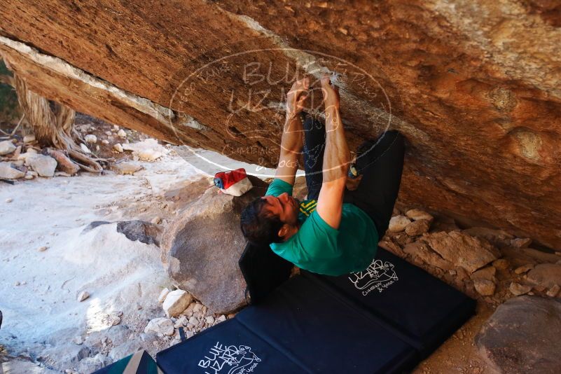 Bouldering in Hueco Tanks on 11/30/2019 with Blue Lizard Climbing and Yoga

Filename: SRM_20191130_1723280.jpg
Aperture: f/4.5
Shutter Speed: 1/250
Body: Canon EOS-1D Mark II
Lens: Canon EF 16-35mm f/2.8 L