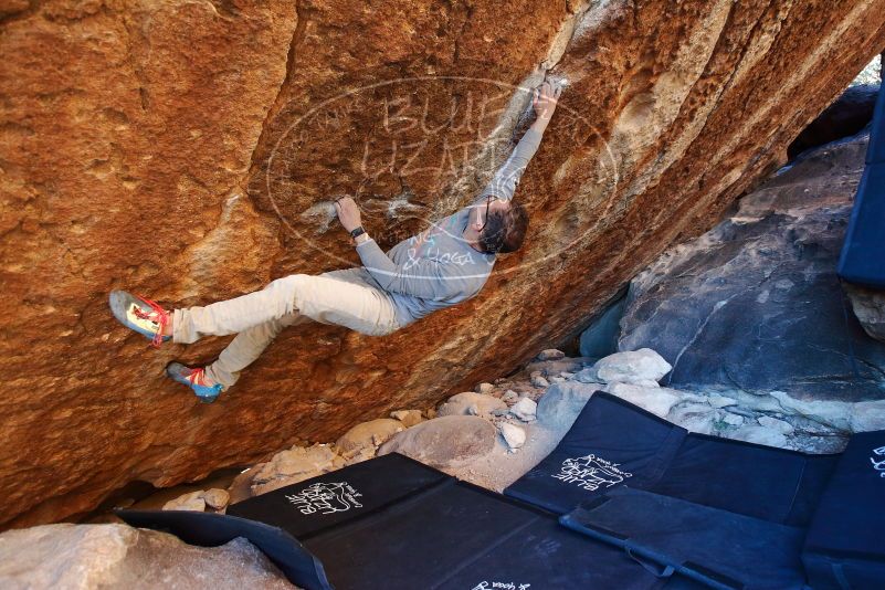 Bouldering in Hueco Tanks on 11/30/2019 with Blue Lizard Climbing and Yoga

Filename: SRM_20191130_1730510.jpg
Aperture: f/3.5
Shutter Speed: 1/250
Body: Canon EOS-1D Mark II
Lens: Canon EF 16-35mm f/2.8 L