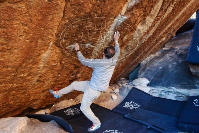 Bouldering in Hueco Tanks on 11/30/2019 with Blue Lizard Climbing and Yoga

Filename: SRM_20191130_1730511.jpg
Aperture: f/3.5
Shutter Speed: 1/250
Body: Canon EOS-1D Mark II
Lens: Canon EF 16-35mm f/2.8 L