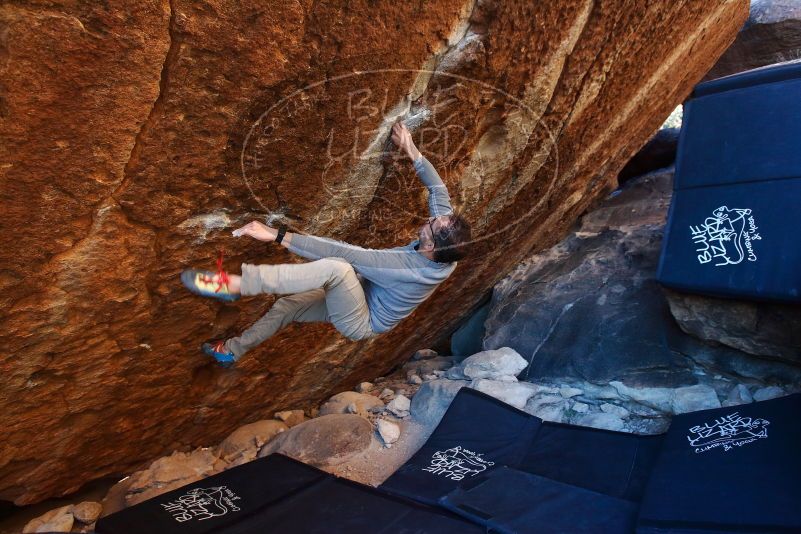 Bouldering in Hueco Tanks on 11/30/2019 with Blue Lizard Climbing and Yoga

Filename: SRM_20191130_1731050.jpg
Aperture: f/4.5
Shutter Speed: 1/250
Body: Canon EOS-1D Mark II
Lens: Canon EF 16-35mm f/2.8 L