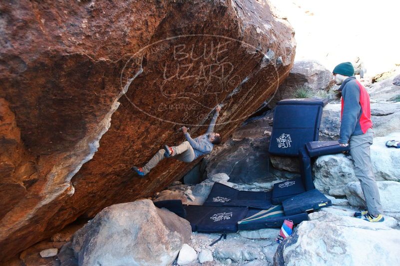 Bouldering in Hueco Tanks on 11/30/2019 with Blue Lizard Climbing and Yoga

Filename: SRM_20191130_1745220.jpg
Aperture: f/4.0
Shutter Speed: 1/250
Body: Canon EOS-1D Mark II
Lens: Canon EF 16-35mm f/2.8 L