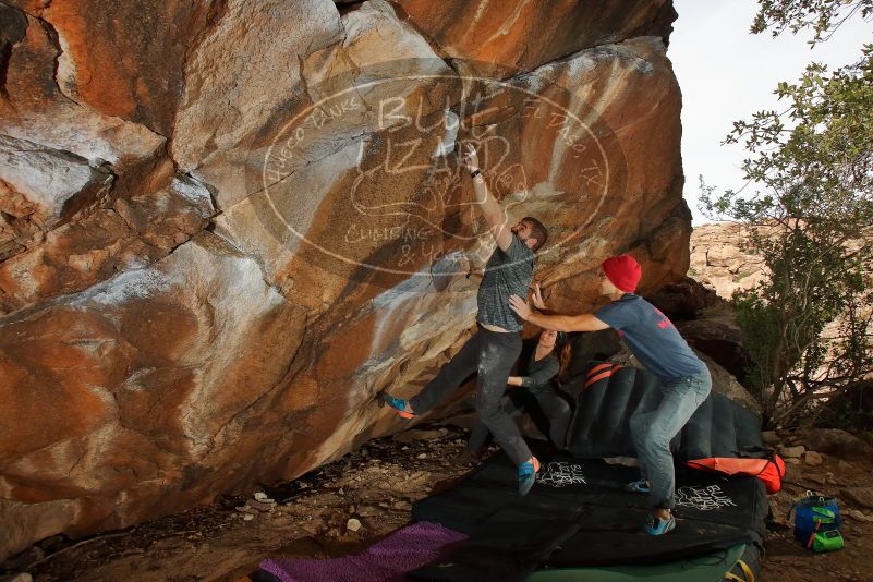 Bouldering in Hueco Tanks on 12/06/2019 with Blue Lizard Climbing and Yoga

Filename: SRM_20191206_1232280.jpg
Aperture: f/8.0
Shutter Speed: 1/250
Body: Canon EOS-1D Mark II
Lens: Canon EF 16-35mm f/2.8 L