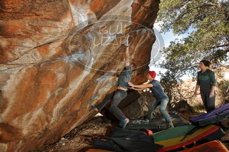 Bouldering in Hueco Tanks on 12/06/2019 with Blue Lizard Climbing and Yoga

Filename: SRM_20191206_1314320.jpg
Aperture: f/7.1
Shutter Speed: 1/250
Body: Canon EOS-1D Mark II
Lens: Canon EF 16-35mm f/2.8 L