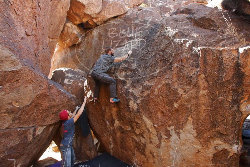 Bouldering in Hueco Tanks on 12/06/2019 with Blue Lizard Climbing and Yoga

Filename: SRM_20191206_1351540.jpg
Aperture: f/4.5
Shutter Speed: 1/250
Body: Canon EOS-1D Mark II
Lens: Canon EF 16-35mm f/2.8 L