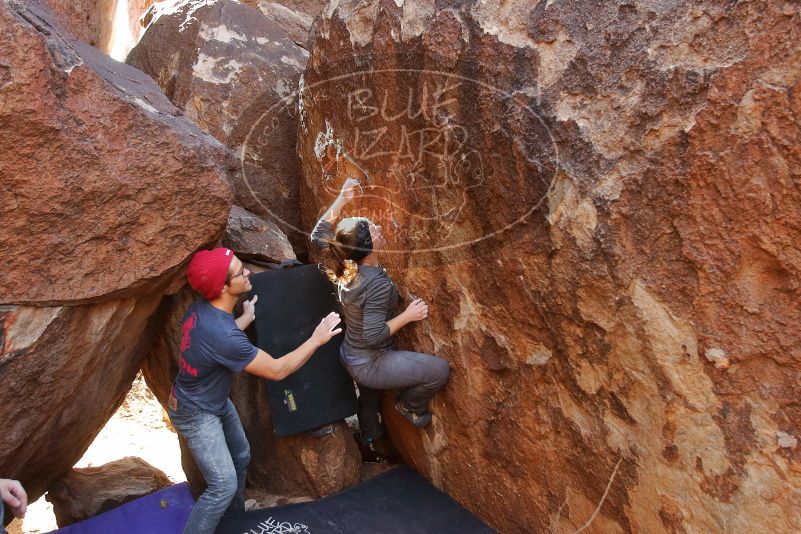 Bouldering in Hueco Tanks on 12/06/2019 with Blue Lizard Climbing and Yoga

Filename: SRM_20191206_1404020.jpg
Aperture: f/4.0
Shutter Speed: 1/250
Body: Canon EOS-1D Mark II
Lens: Canon EF 16-35mm f/2.8 L