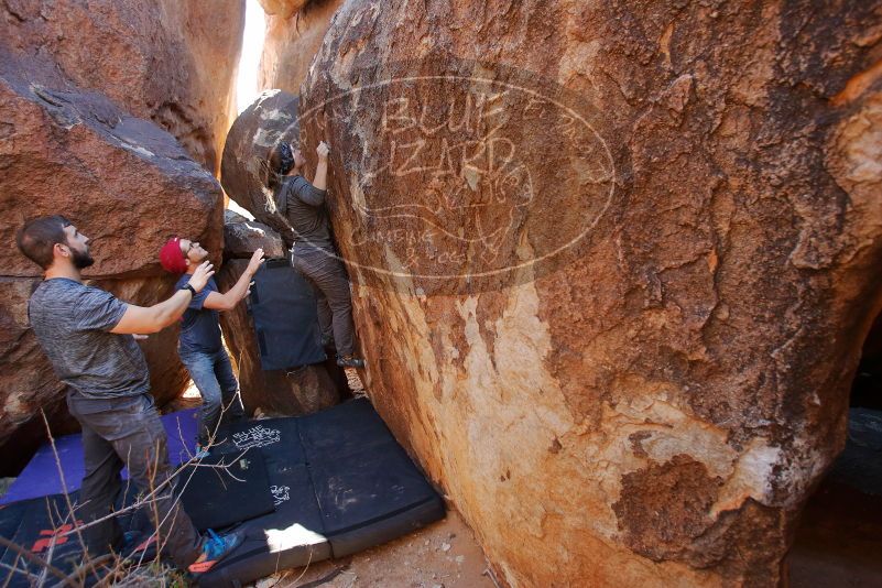 Bouldering in Hueco Tanks on 12/06/2019 with Blue Lizard Climbing and Yoga

Filename: SRM_20191206_1413390.jpg
Aperture: f/4.0
Shutter Speed: 1/250
Body: Canon EOS-1D Mark II
Lens: Canon EF 16-35mm f/2.8 L