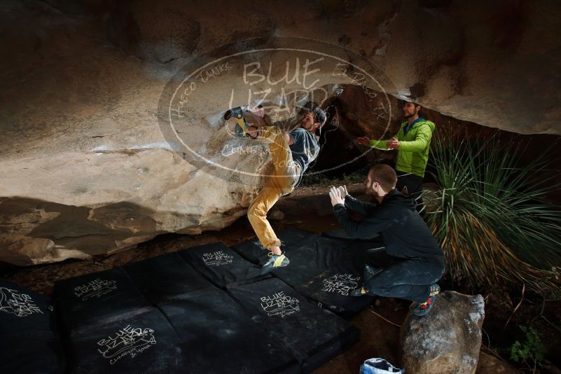 Bouldering in Hueco Tanks on 12/11/2019 with Blue Lizard Climbing and Yoga

Filename: SRM_20191211_1250121.jpg
Aperture: f/6.3
Shutter Speed: 1/250
Body: Canon EOS-1D Mark II
Lens: Canon EF 16-35mm f/2.8 L