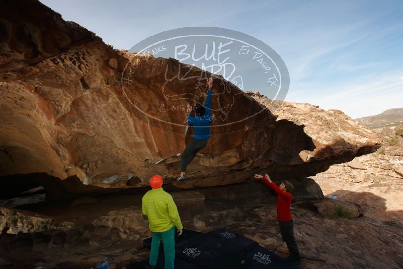 Bouldering in Hueco Tanks on 12/11/2019 with Blue Lizard Climbing and Yoga

Filename: SRM_20191211_1440300.jpg
Aperture: f/5.6
Shutter Speed: 1/200
Body: Canon EOS-1D Mark II
Lens: Canon EF 16-35mm f/2.8 L