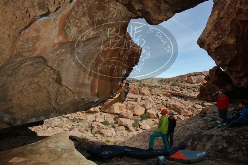 Bouldering in Hueco Tanks on 12/11/2019 with Blue Lizard Climbing and Yoga

Filename: SRM_20191211_1502230.jpg
Aperture: f/6.3
Shutter Speed: 1/250
Body: Canon EOS-1D Mark II
Lens: Canon EF 16-35mm f/2.8 L