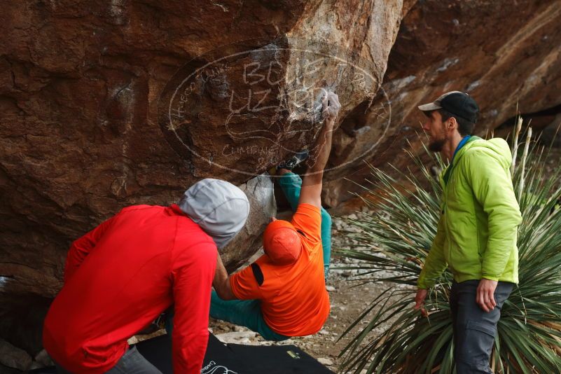 Bouldering in Hueco Tanks on 12/11/2019 with Blue Lizard Climbing and Yoga

Filename: SRM_20191211_1620260.jpg
Aperture: f/4.5
Shutter Speed: 1/400
Body: Canon EOS-1D Mark II
Lens: Canon EF 50mm f/1.8 II