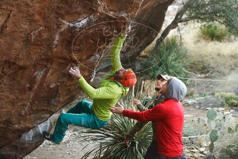 Bouldering in Hueco Tanks on 12/11/2019 with Blue Lizard Climbing and Yoga

Filename: SRM_20191211_1706180.jpg
Aperture: f/2.8
Shutter Speed: 1/500
Body: Canon EOS-1D Mark II
Lens: Canon EF 50mm f/1.8 II