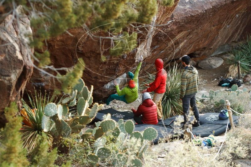 Bouldering in Hueco Tanks on 12/11/2019 with Blue Lizard Climbing and Yoga

Filename: SRM_20191211_1717280.jpg
Aperture: f/3.5
Shutter Speed: 1/320
Body: Canon EOS-1D Mark II
Lens: Canon EF 50mm f/1.8 II