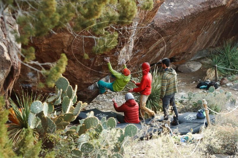 Bouldering in Hueco Tanks on 12/11/2019 with Blue Lizard Climbing and Yoga

Filename: SRM_20191211_1717360.jpg
Aperture: f/3.5
Shutter Speed: 1/320
Body: Canon EOS-1D Mark II
Lens: Canon EF 50mm f/1.8 II