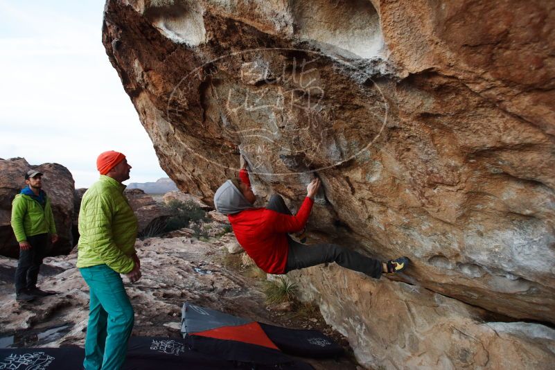 Bouldering in Hueco Tanks on 12/11/2019 with Blue Lizard Climbing and Yoga

Filename: SRM_20191211_1758070.jpg
Aperture: f/4.5
Shutter Speed: 1/250
Body: Canon EOS-1D Mark II
Lens: Canon EF 16-35mm f/2.8 L