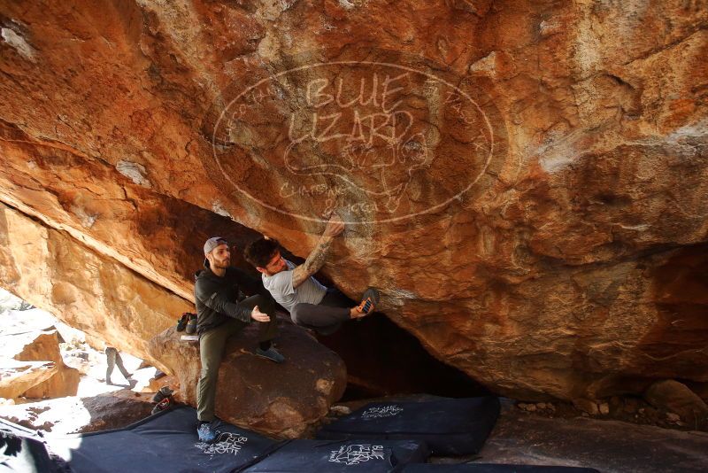 Bouldering in Hueco Tanks on 12/13/2019 with Blue Lizard Climbing and Yoga

Filename: SRM_20191213_1340440.jpg
Aperture: f/4.0
Shutter Speed: 1/250
Body: Canon EOS-1D Mark II
Lens: Canon EF 16-35mm f/2.8 L