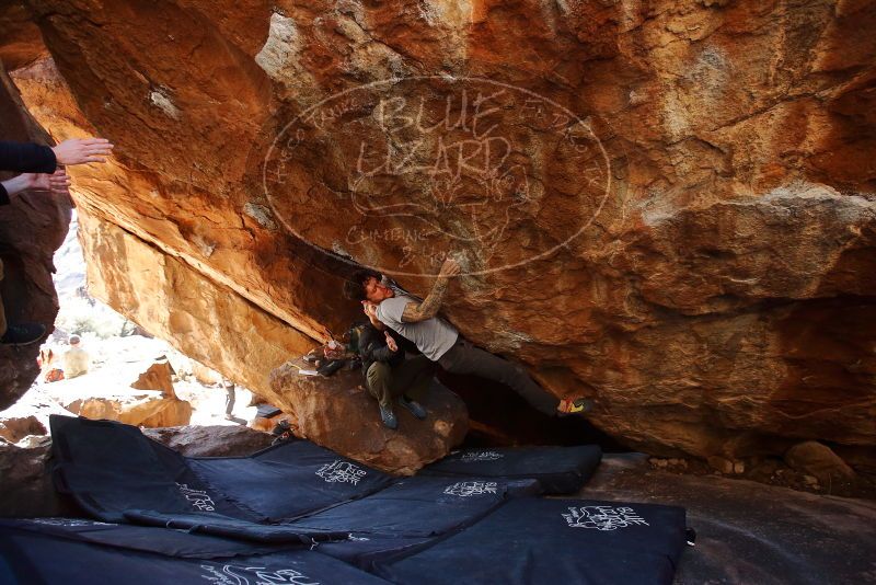 Bouldering in Hueco Tanks on 12/13/2019 with Blue Lizard Climbing and Yoga

Filename: SRM_20191213_1411420.jpg
Aperture: f/4.0
Shutter Speed: 1/250
Body: Canon EOS-1D Mark II
Lens: Canon EF 16-35mm f/2.8 L