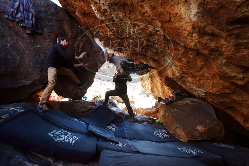 Bouldering in Hueco Tanks on 12/13/2019 with Blue Lizard Climbing and Yoga

Filename: SRM_20191213_1510070.jpg
Aperture: f/4.0
Shutter Speed: 1/250
Body: Canon EOS-1D Mark II
Lens: Canon EF 16-35mm f/2.8 L