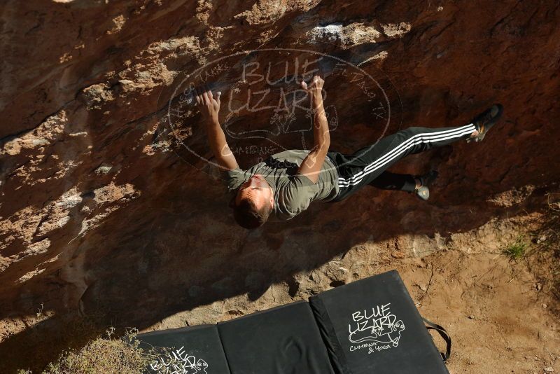 Bouldering in Hueco Tanks on 12/14/2019 with Blue Lizard Climbing and Yoga

Filename: SRM_20191214_1338011.jpg
Aperture: f/4.5
Shutter Speed: 1/500
Body: Canon EOS-1D Mark II
Lens: Canon EF 50mm f/1.8 II