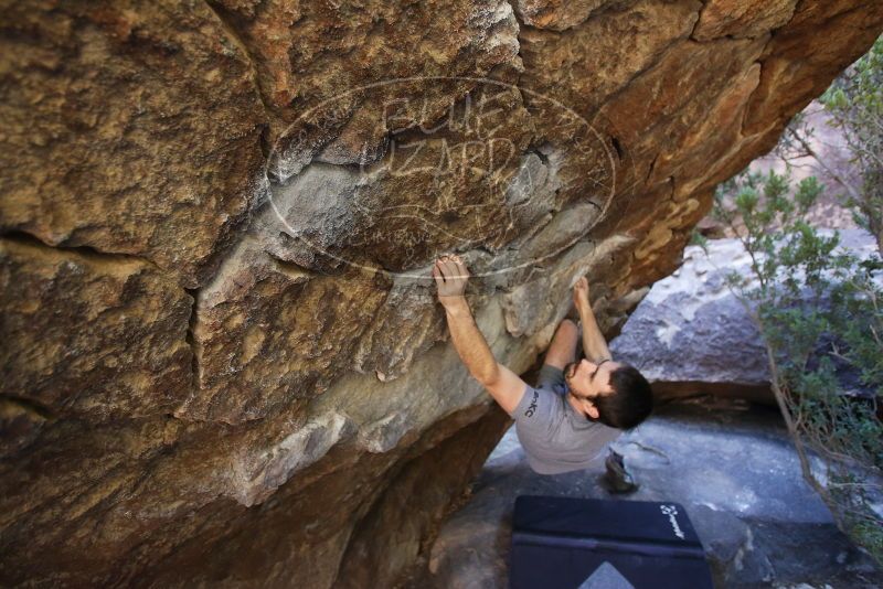 Bouldering in Hueco Tanks on 12/14/2019 with Blue Lizard Climbing and Yoga

Filename: SRM_20191214_1534230.jpg
Aperture: f/3.2
Shutter Speed: 1/250
Body: Canon EOS-1D Mark II
Lens: Canon EF 16-35mm f/2.8 L