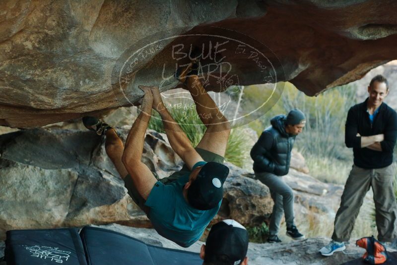 Bouldering in Hueco Tanks on 12/14/2019 with Blue Lizard Climbing and Yoga

Filename: SRM_20191214_1728460.jpg
Aperture: f/4.0
Shutter Speed: 1/250
Body: Canon EOS-1D Mark II
Lens: Canon EF 50mm f/1.8 II