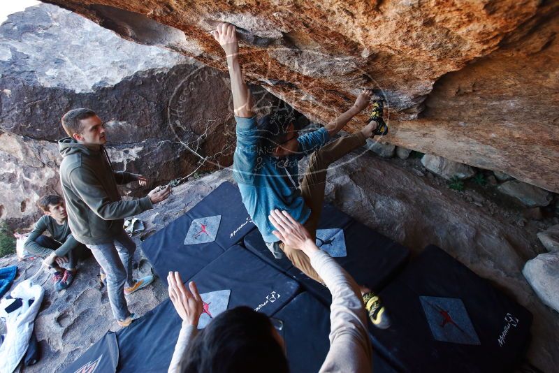 Bouldering in Hueco Tanks on 12/15/2019 with Blue Lizard Climbing and Yoga

Filename: SRM_20191215_1157461.jpg
Aperture: f/4.0
Shutter Speed: 1/250
Body: Canon EOS-1D Mark II
Lens: Canon EF 16-35mm f/2.8 L