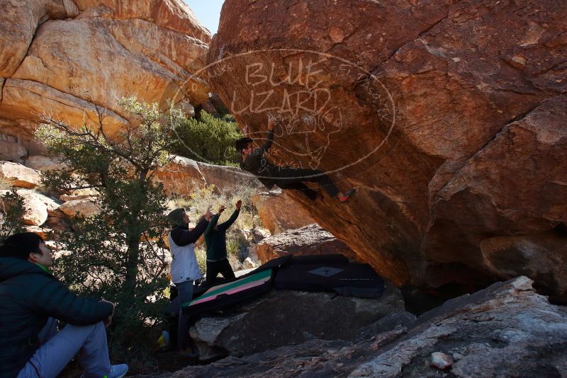 Bouldering in Hueco Tanks on 12/15/2019 with Blue Lizard Climbing and Yoga

Filename: SRM_20191215_1330440.jpg
Aperture: f/9.0
Shutter Speed: 1/250
Body: Canon EOS-1D Mark II
Lens: Canon EF 16-35mm f/2.8 L