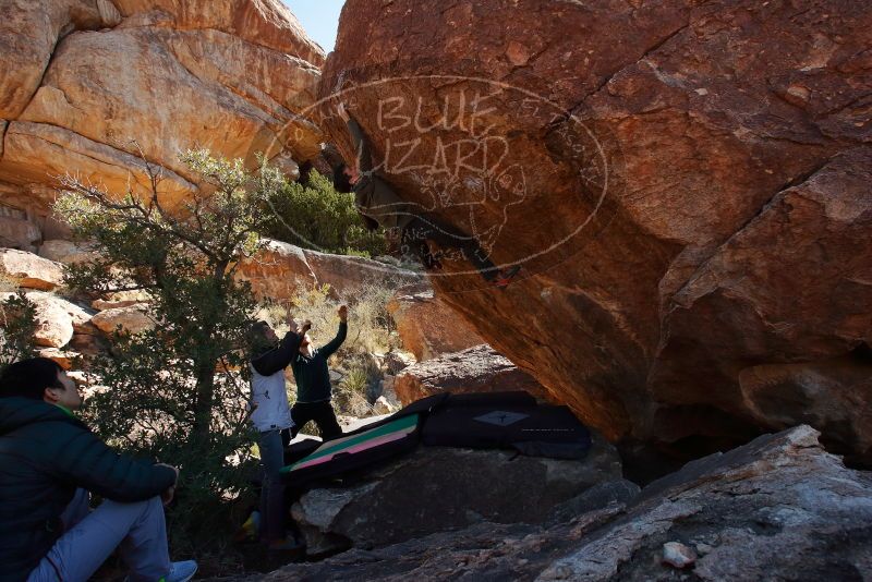 Bouldering in Hueco Tanks on 12/15/2019 with Blue Lizard Climbing and Yoga

Filename: SRM_20191215_1330500.jpg
Aperture: f/9.0
Shutter Speed: 1/250
Body: Canon EOS-1D Mark II
Lens: Canon EF 16-35mm f/2.8 L