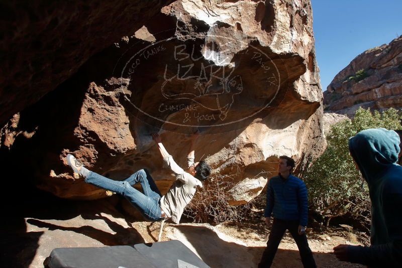 Bouldering in Hueco Tanks on 12/15/2019 with Blue Lizard Climbing and Yoga

Filename: SRM_20191215_1430080.jpg
Aperture: f/8.0
Shutter Speed: 1/320
Body: Canon EOS-1D Mark II
Lens: Canon EF 16-35mm f/2.8 L