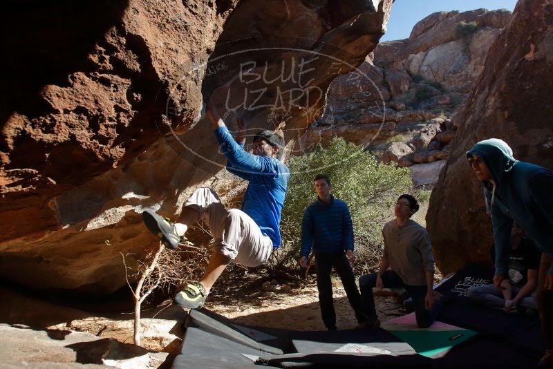 Bouldering in Hueco Tanks on 12/15/2019 with Blue Lizard Climbing and Yoga

Filename: SRM_20191215_1441190.jpg
Aperture: f/5.0
Shutter Speed: 1/400
Body: Canon EOS-1D Mark II
Lens: Canon EF 16-35mm f/2.8 L