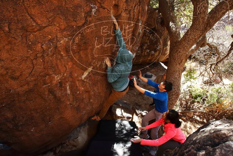 Bouldering in Hueco Tanks on 12/15/2019 with Blue Lizard Climbing and Yoga

Filename: SRM_20191215_1501020.jpg
Aperture: f/5.6
Shutter Speed: 1/200
Body: Canon EOS-1D Mark II
Lens: Canon EF 16-35mm f/2.8 L