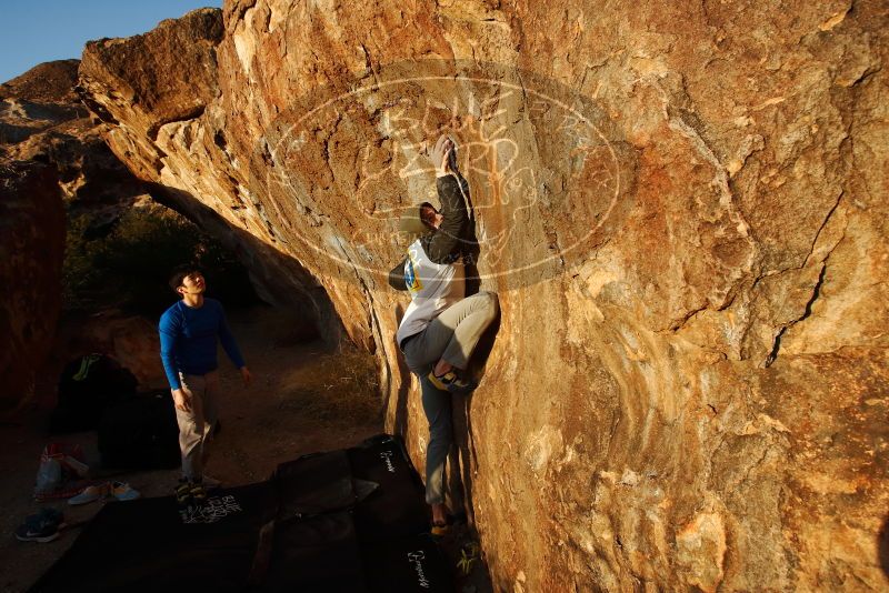 Bouldering in Hueco Tanks on 12/15/2019 with Blue Lizard Climbing and Yoga

Filename: SRM_20191215_1737450.jpg
Aperture: f/7.1
Shutter Speed: 1/250
Body: Canon EOS-1D Mark II
Lens: Canon EF 16-35mm f/2.8 L