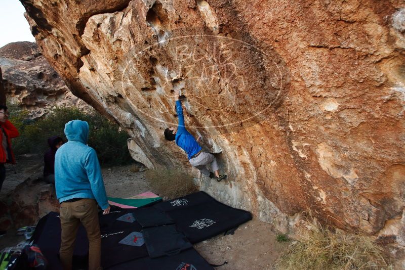 Bouldering in Hueco Tanks on 12/15/2019 with Blue Lizard Climbing and Yoga

Filename: SRM_20191215_1758260.jpg
Aperture: f/4.0
Shutter Speed: 1/250
Body: Canon EOS-1D Mark II
Lens: Canon EF 16-35mm f/2.8 L